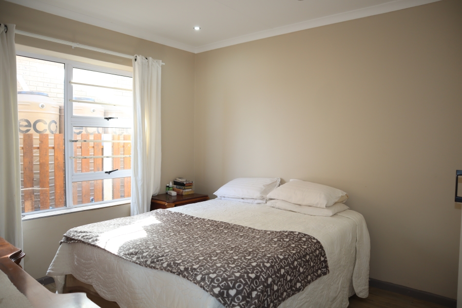 3 Bedroom Property for Sale in Wavecrest Eastern Cape